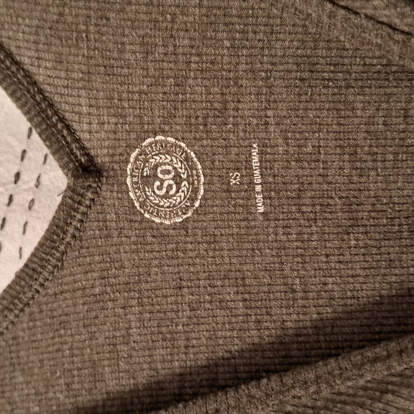 So x-small low back cut out back long sleeve green top - Picture 4 of 4